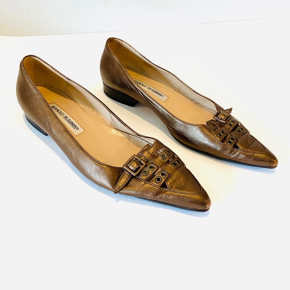 Manolo Blahnik Golden Brown Pointed Toe Flats - Picture 2 of 8